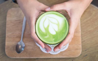  Jade Leaf Matcha Batidor eléctrico Matcha + espumador de leche,  preparación estilo barista para té verde matcha y lattes : Hogar y Cocina