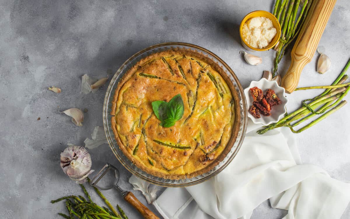 Receta de quiche paleo aromatizada con albahaca - Blog Conasi