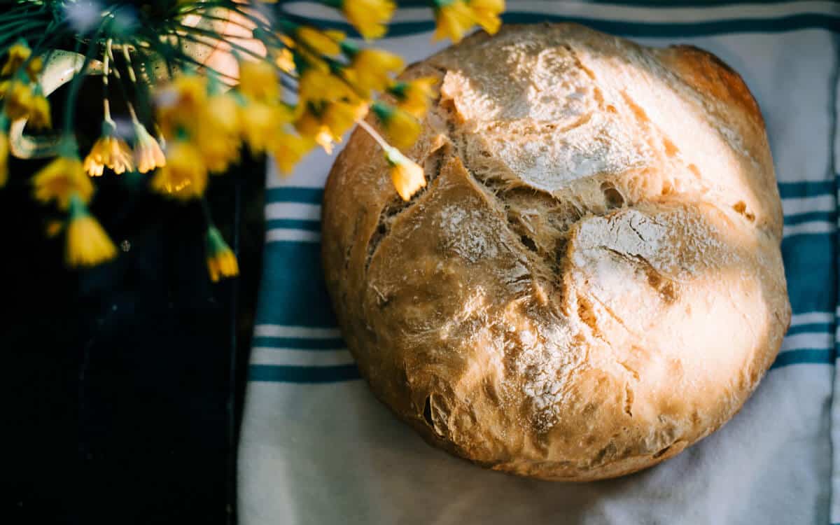 Pan fácil con masa madre